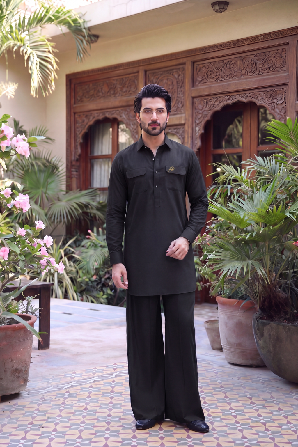 BLACK BOSKI LINEN KURTA FARSHI PAJAMA