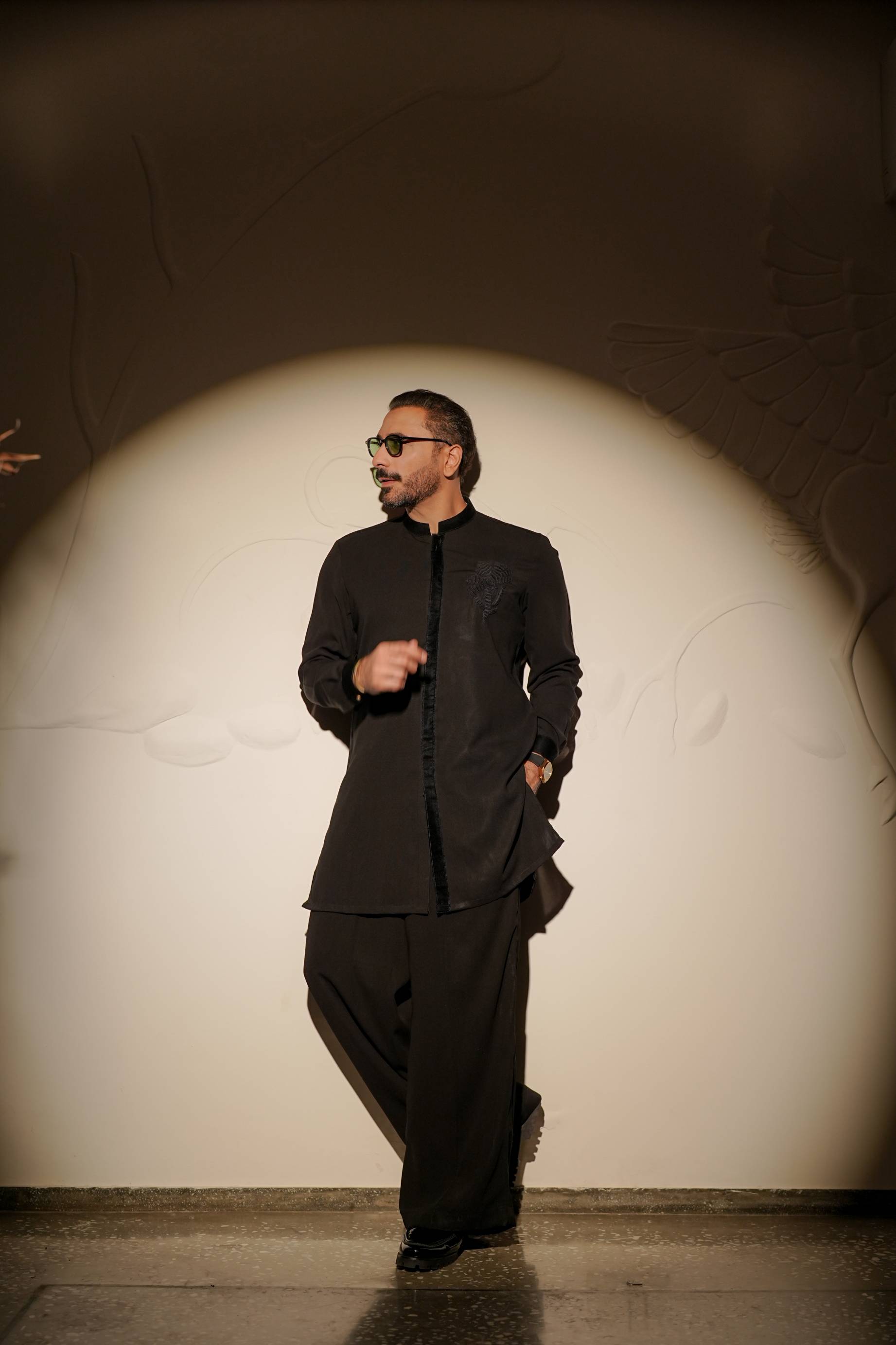 BLACK ARMANI KURTA FARSHI PAJAMA